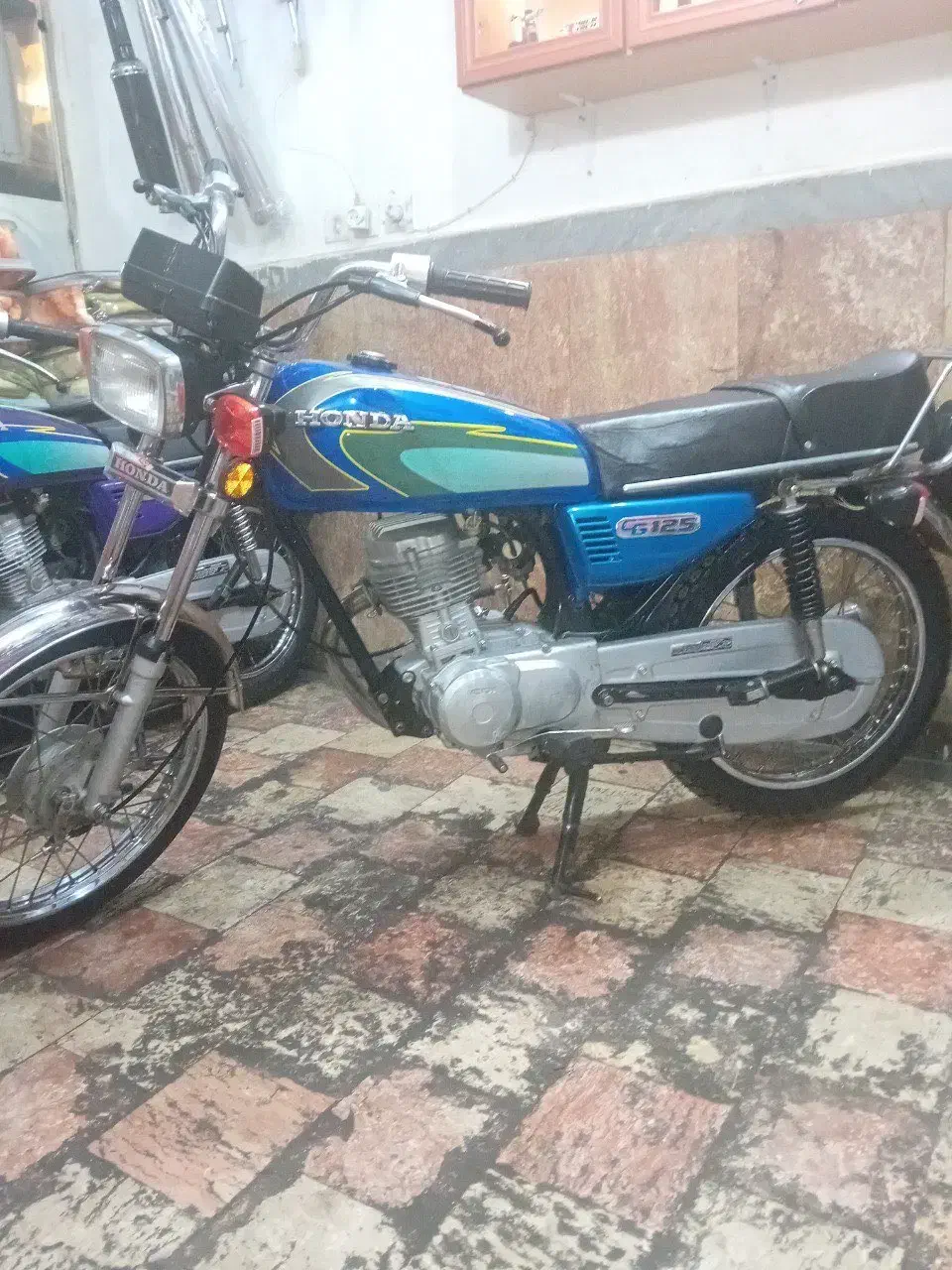 مزایده ۱۲۵|موتورسیکلت|تبریز, |دیوار