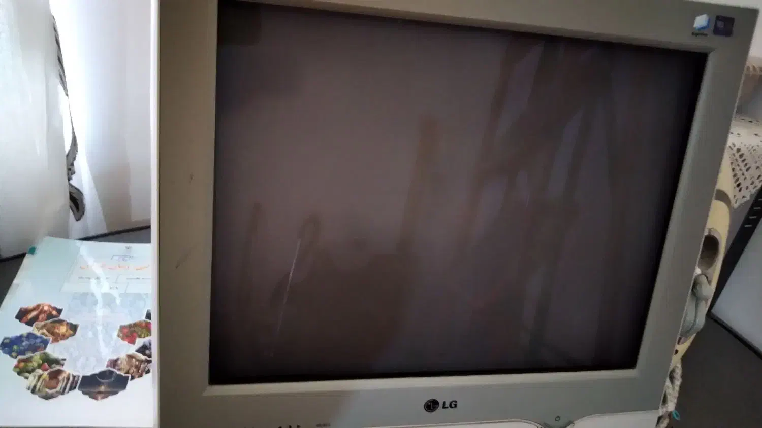 کامپیوتر خوب همراه با کیس صندلی خوب و باند هایش|رایانه رومیزی|مهاباد (آذربایجان غربی), |دیوار