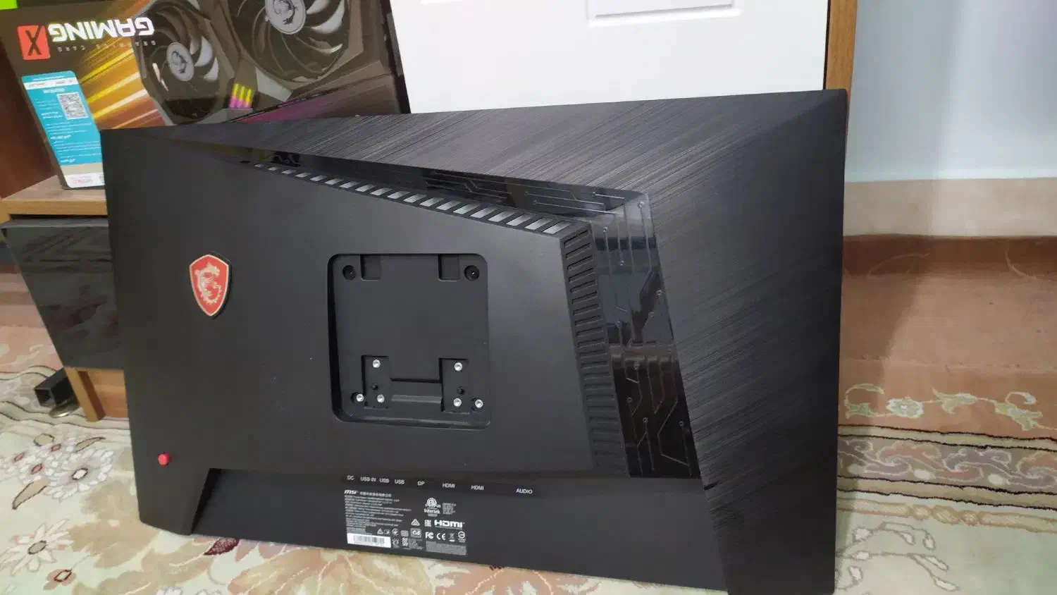 مانیتور MSI mag273 پنل شکسته|قطعات و لوازم جانبی رایانه|زنجان, |دیوار