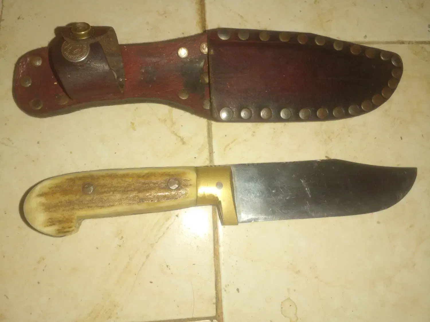 چاقو دسته شاخ|کلکسیون اشیاء عتیقه|کیاسر, |دیوار