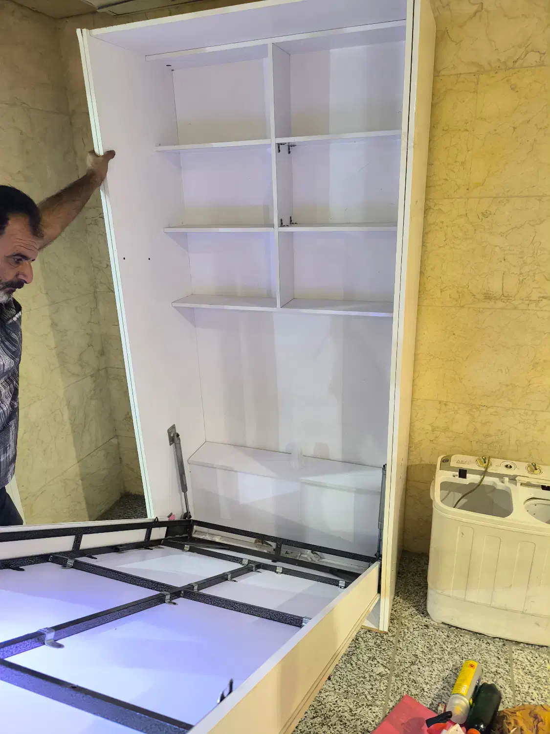 تخت یکنفره تاشو|تخت و سرویس خواب|اصفهان, بهارستان|دیوار