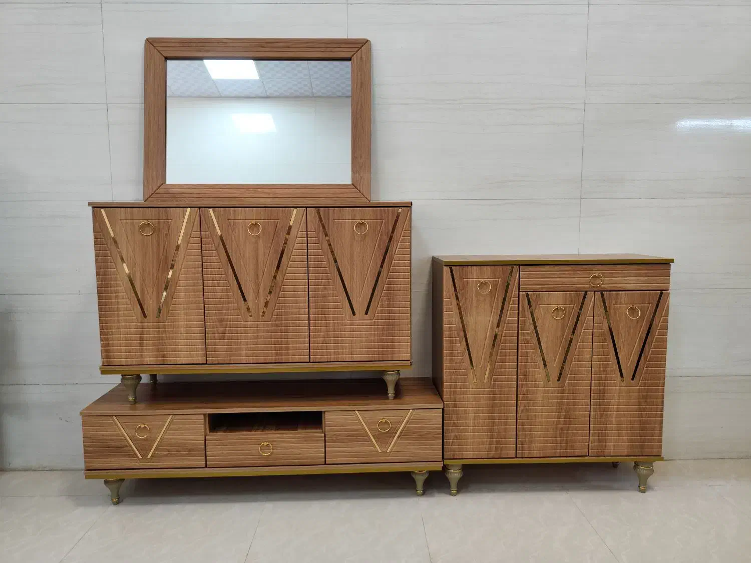 ست آینه کنسول و میز تلویزیون و جاکفشی|میز تلویزیون|یزد, |دیوار