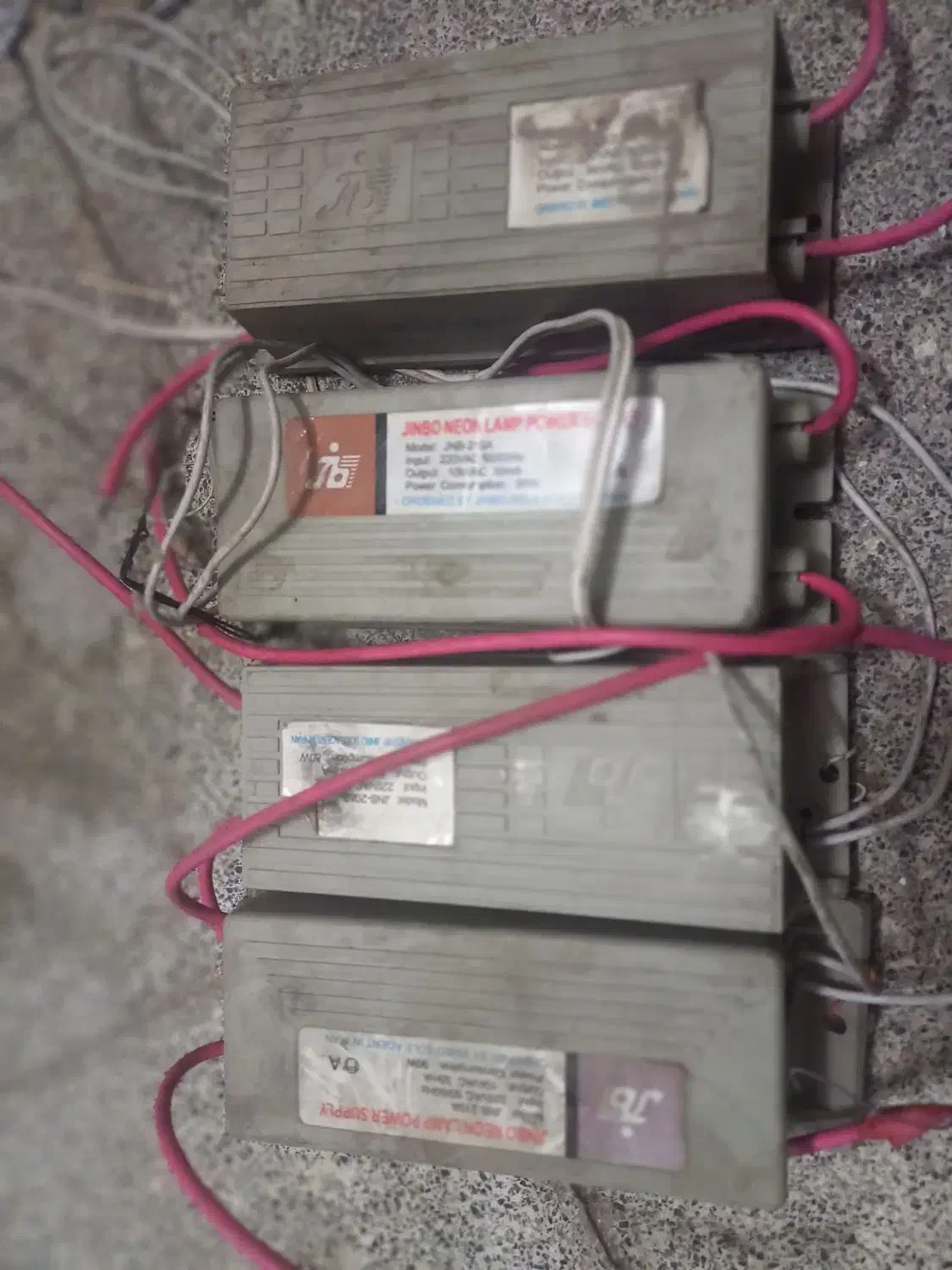 تعداد۵ترانس نئون ۸۰و۹۰ وات وفلاشر|لامپ و چراغ|مشهد, کلاهدوز|دیوار