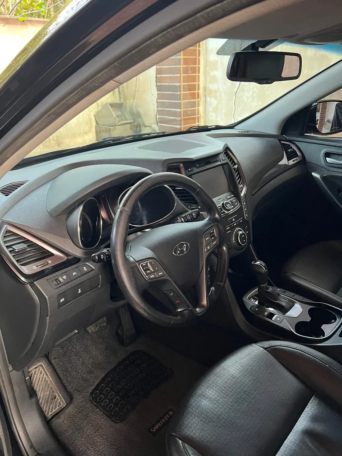 سانتافه ۲۰۱۵|خودرو سواری و وانت|رشت, پستک|دیوار