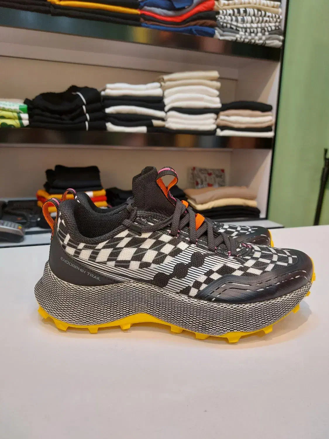 کتونی اورجینال آکبندتریل رانینگ ساکونی سایز۴۰|کیف، کفش، کمربند|تهران, آذری|دیوار