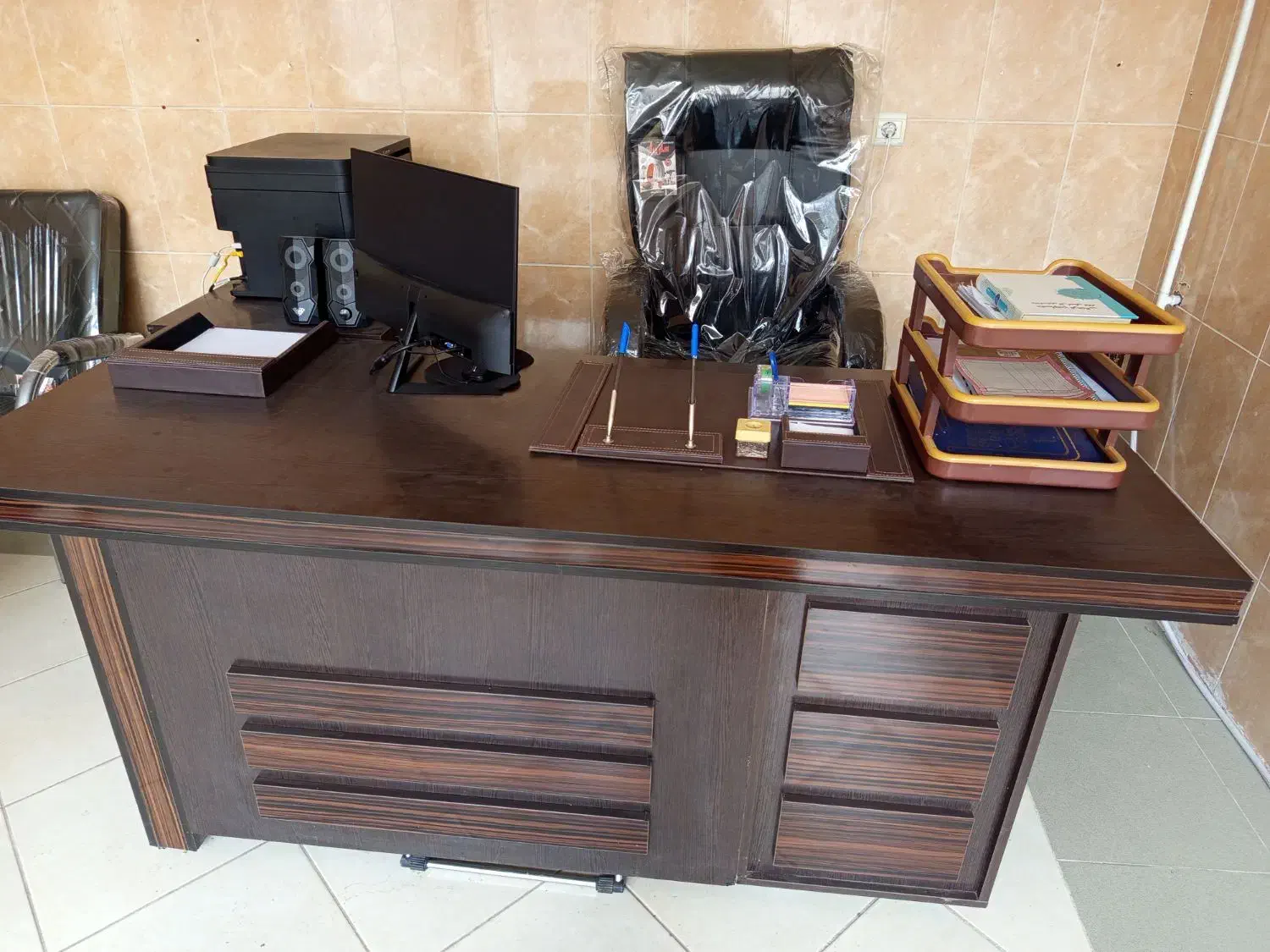 شرکت نظافتی خدماتی نظافت مهراب تجارت پارسیان|خدمات نظافت|ایلام, |دیوار