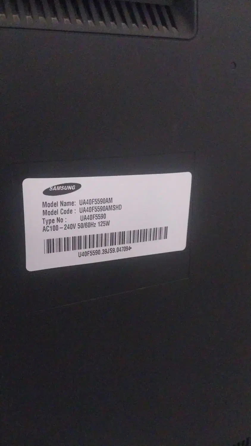 تلویزین ال ای دی ۴۰ اینچ اسمارت به شرط سالم|تلویزیون و پروژکتور|املش, |دیوار