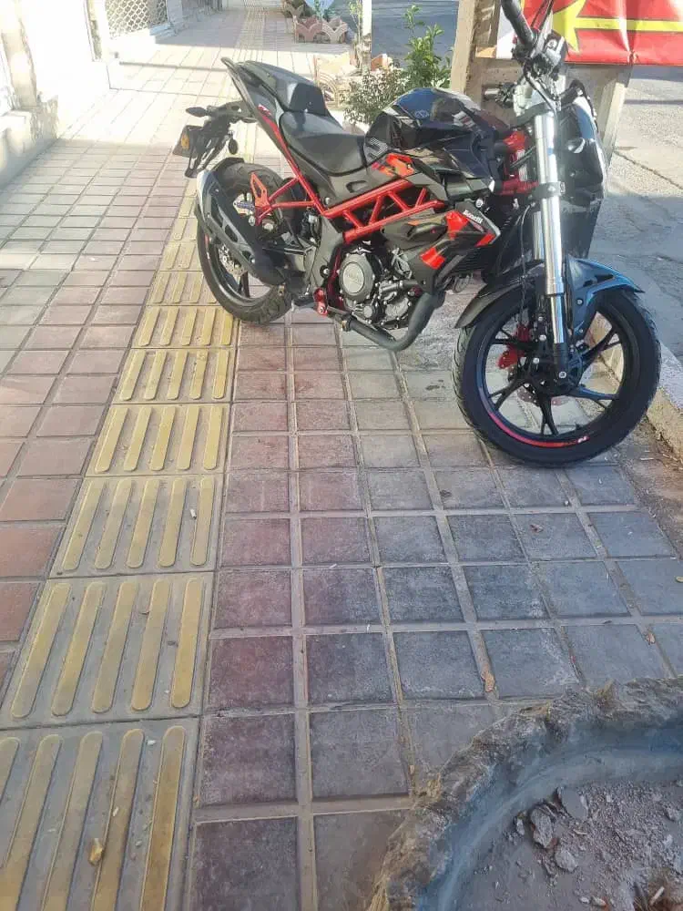 معاوضه بنلی ۲۵۰ با موتور تریل|موتورسیکلت|یزد, |دیوار