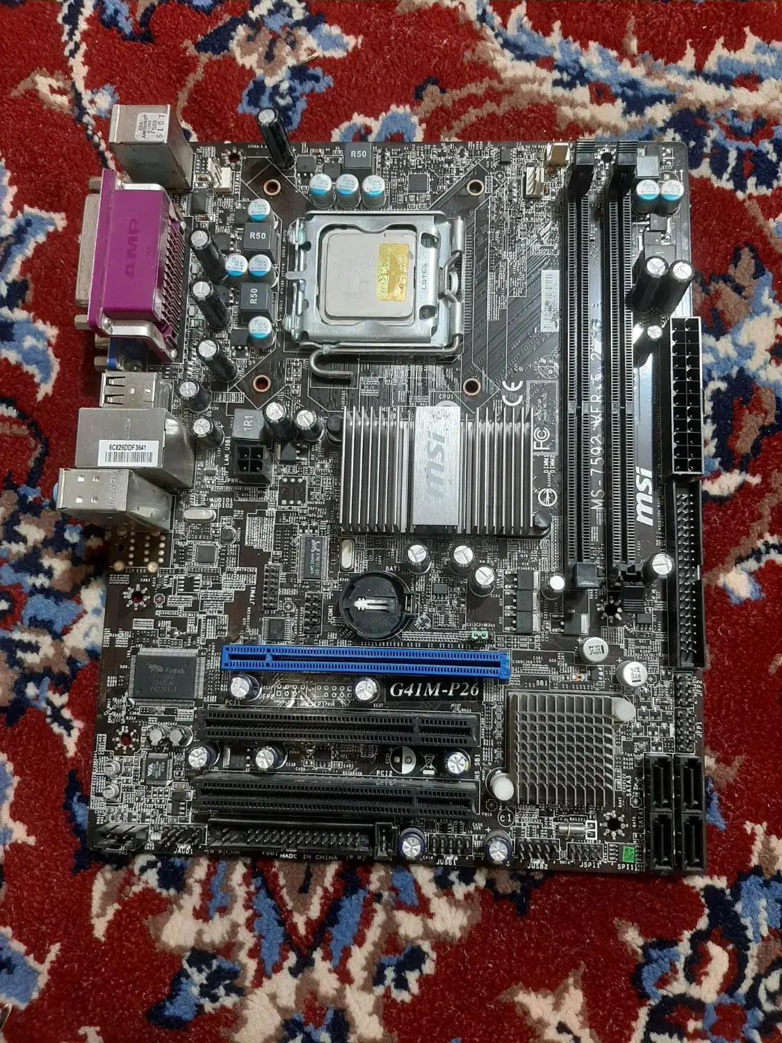 فروش دو کارت گرافیک GT210+دو مادربرد+پردازنده‌|قطعات و لوازم جانبی رایانه|اردستان, |دیوار