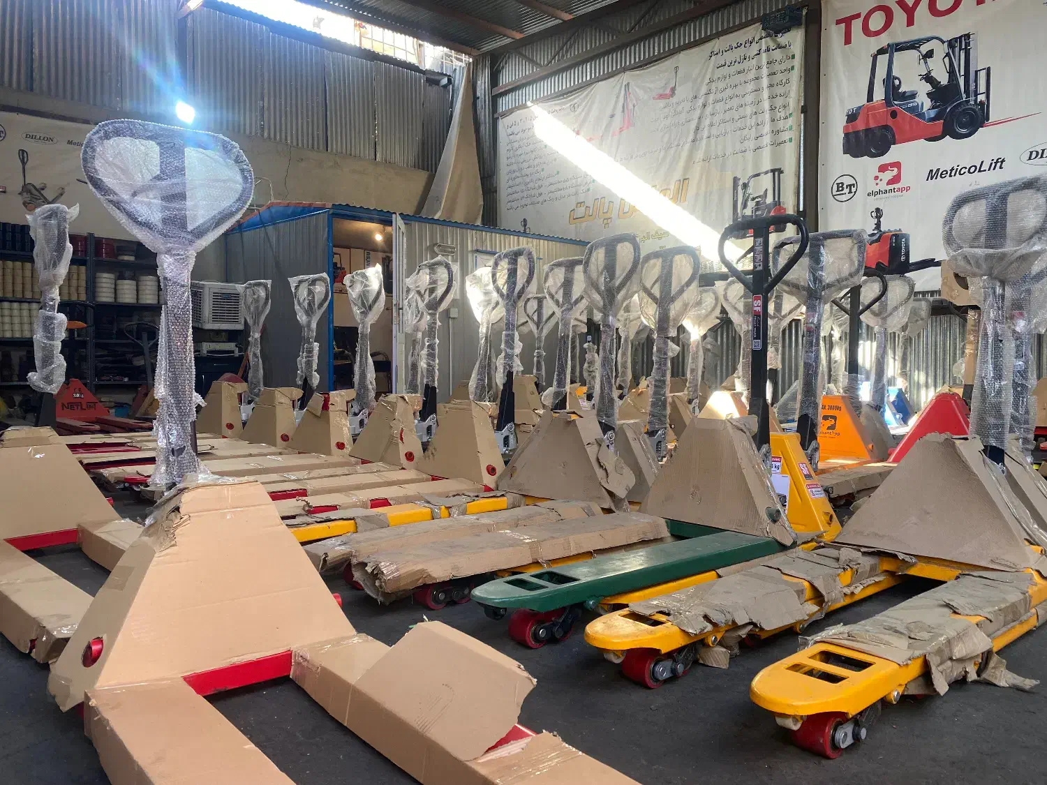 جک پالت ۳ تن|ماشینآلات صنعتی|پردیس, شهرک صنعتی خرمدشت فاز ۷|دیوار