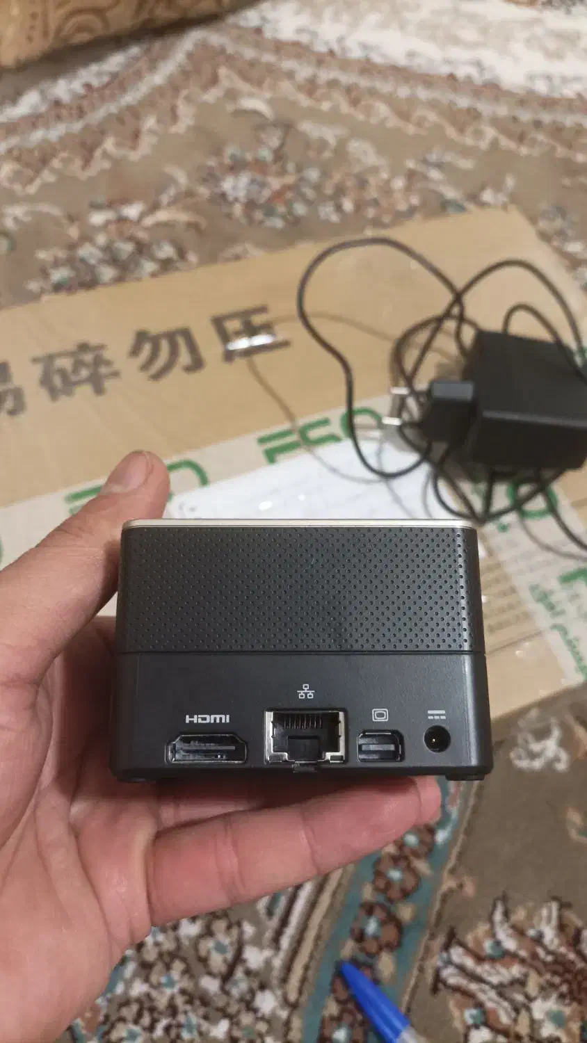 مینی کامپیوتر liva Q3 plus|رایانه رومیزی|کبودرآهنگ, |دیوار