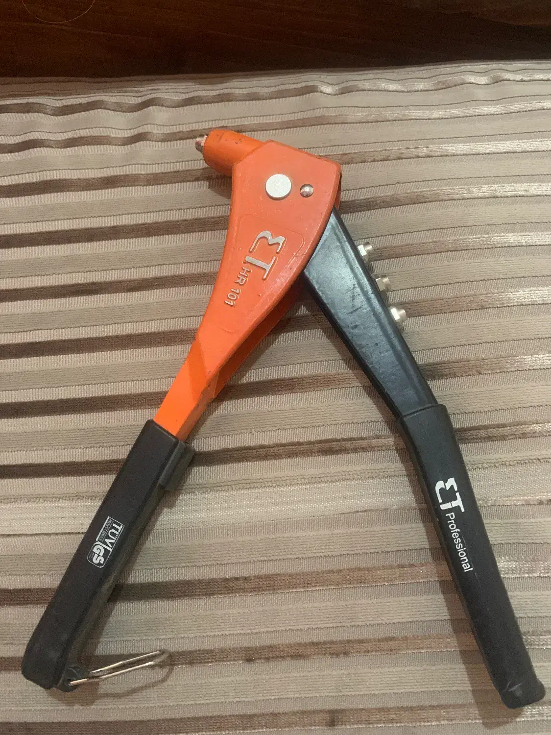 دستگاه پرچ در حدنو زیر قیمت|ابزارآلات|بومهن, |دیوار