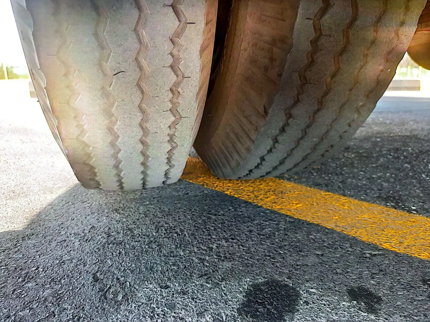 لاستیک مینی بوس و نیسان ۷۰۰/۱۶|قطعات یدکی و لوازم جانبی|باغ بهادران, |دیوار