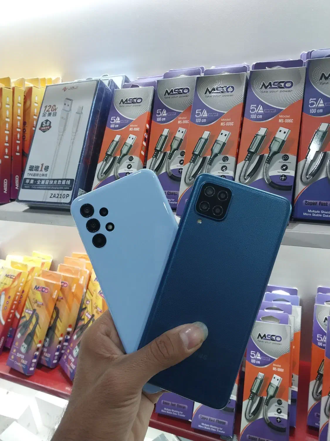 دو عدد گوشی سامسونگ a13 و a12 حافظه ۶۴ رم ۴|موبایل|آزادشهر, |دیوار