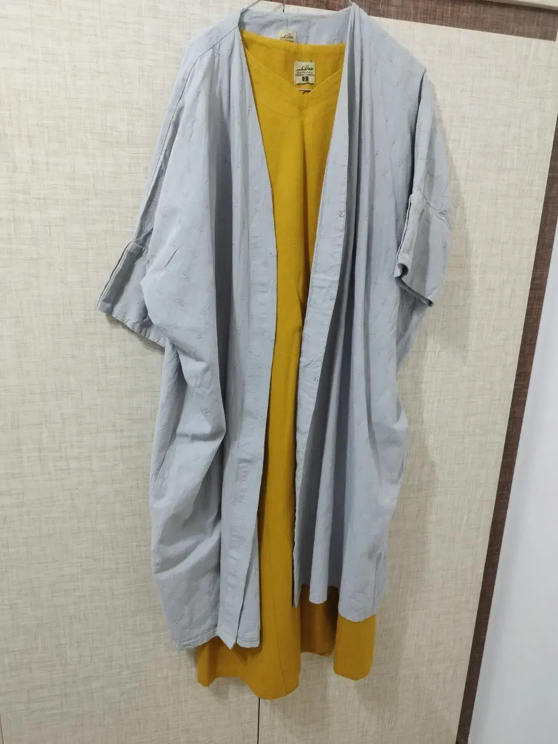 لباس نونو|لباس|فولادشهر, C3|دیوار