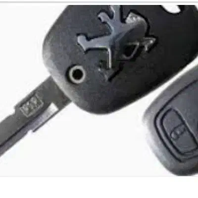 سویچ ماشین گمشده قرمز|اشیا|کرمان, |دیوار