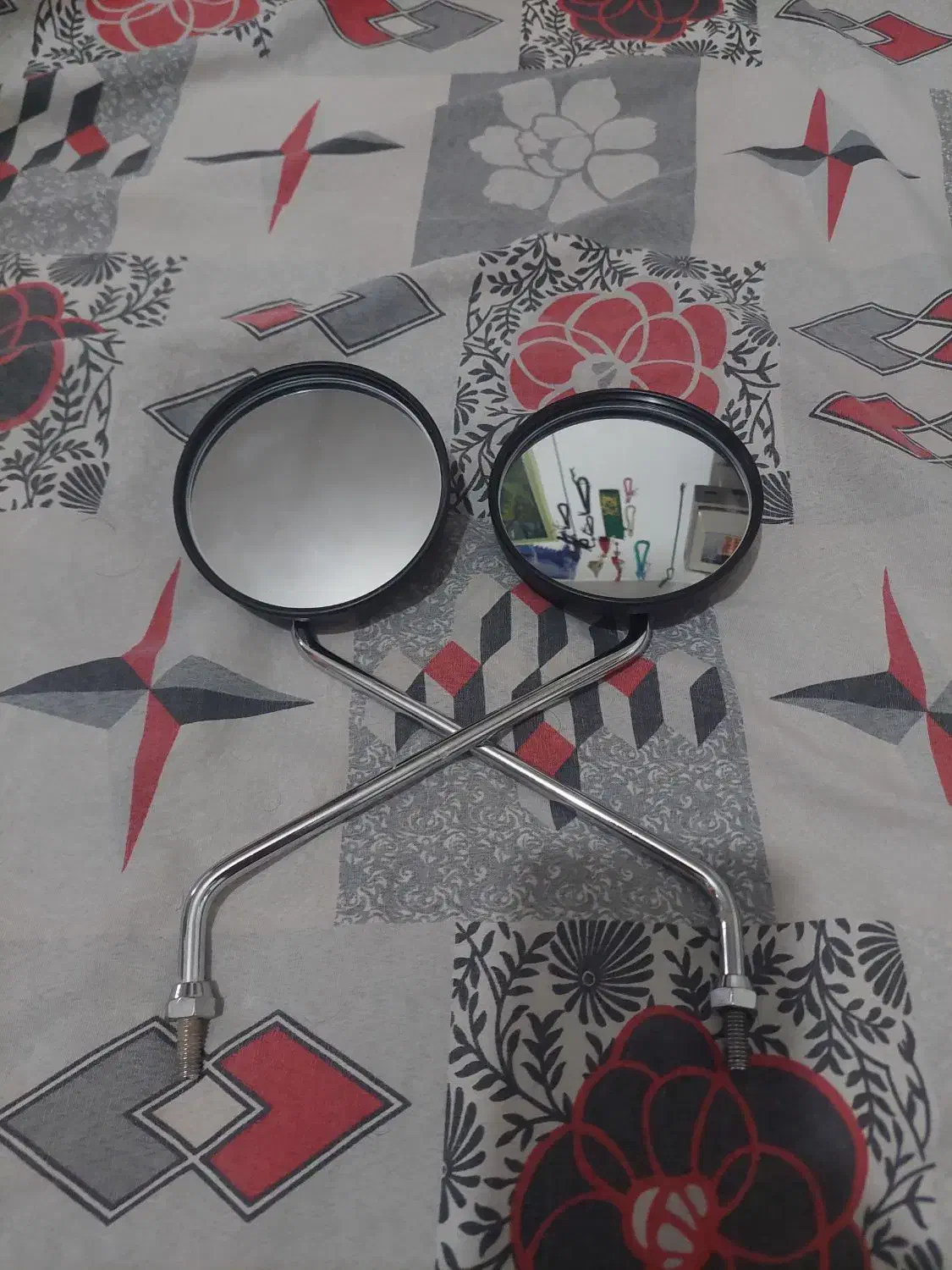 آیینه فابریک دی تی یاماها*|قطعات یدکی و لوازم جانبی|اصفهان, فردوان|دیوار