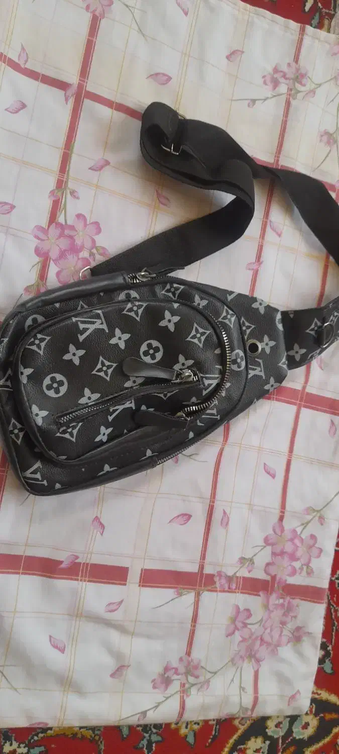 بادی بگ شیک و خاص|کیف، کفش، کمربند|بروجرد, |دیوار