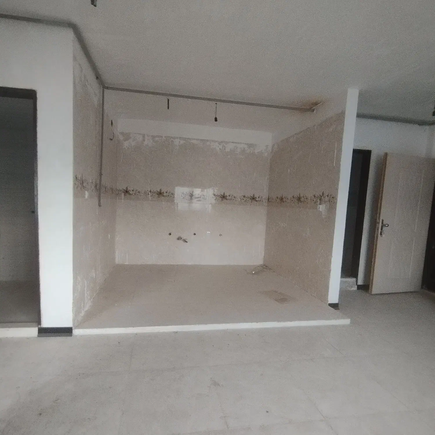 فروش ملک (( تهاتر با ماشین ایرانی )) فاز ۶|فروش آپارتمان|پرند, فاز ۶|دیوار