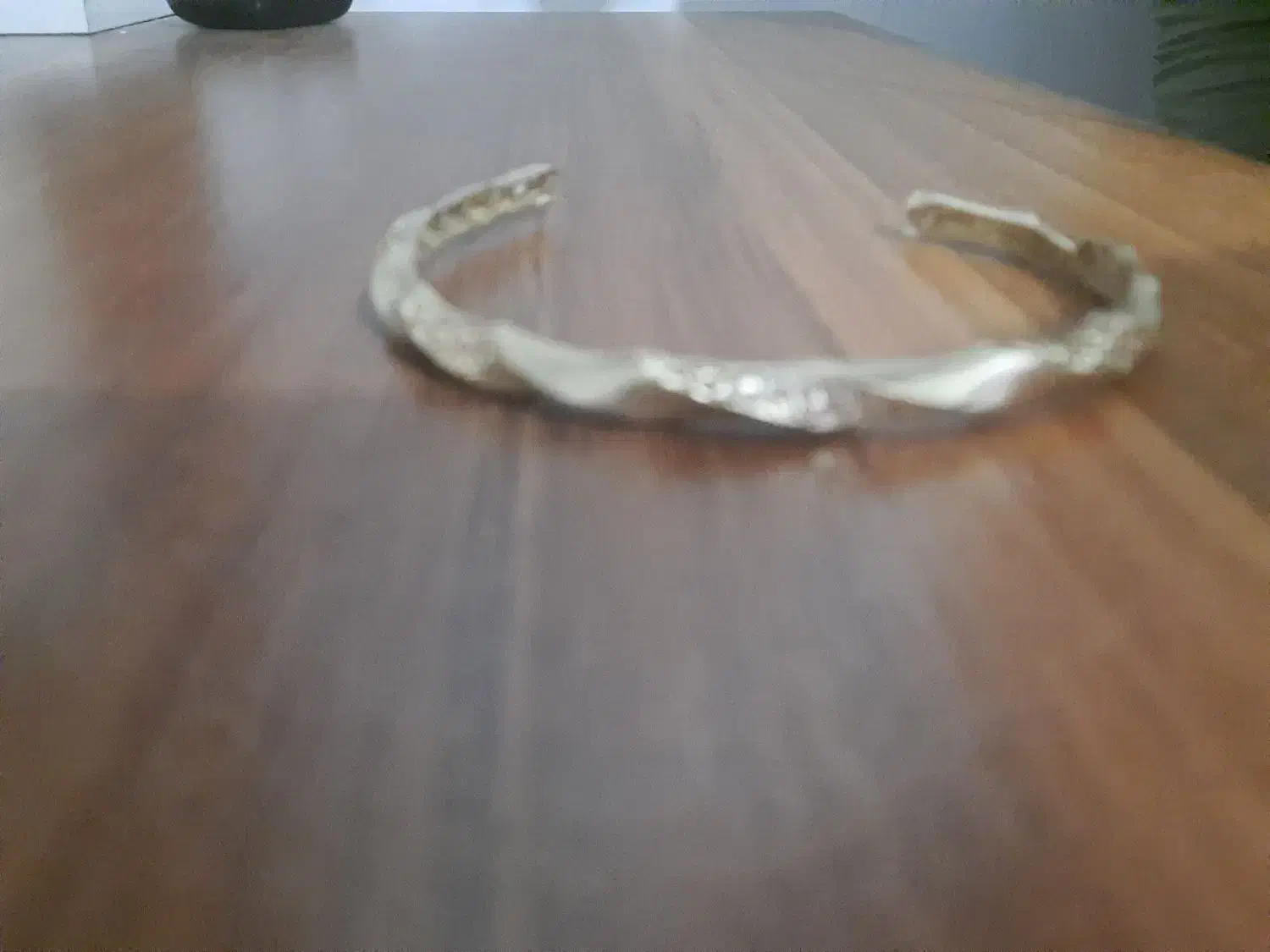 النگو شکسته|جواهرات|نهاوند, |دیوار