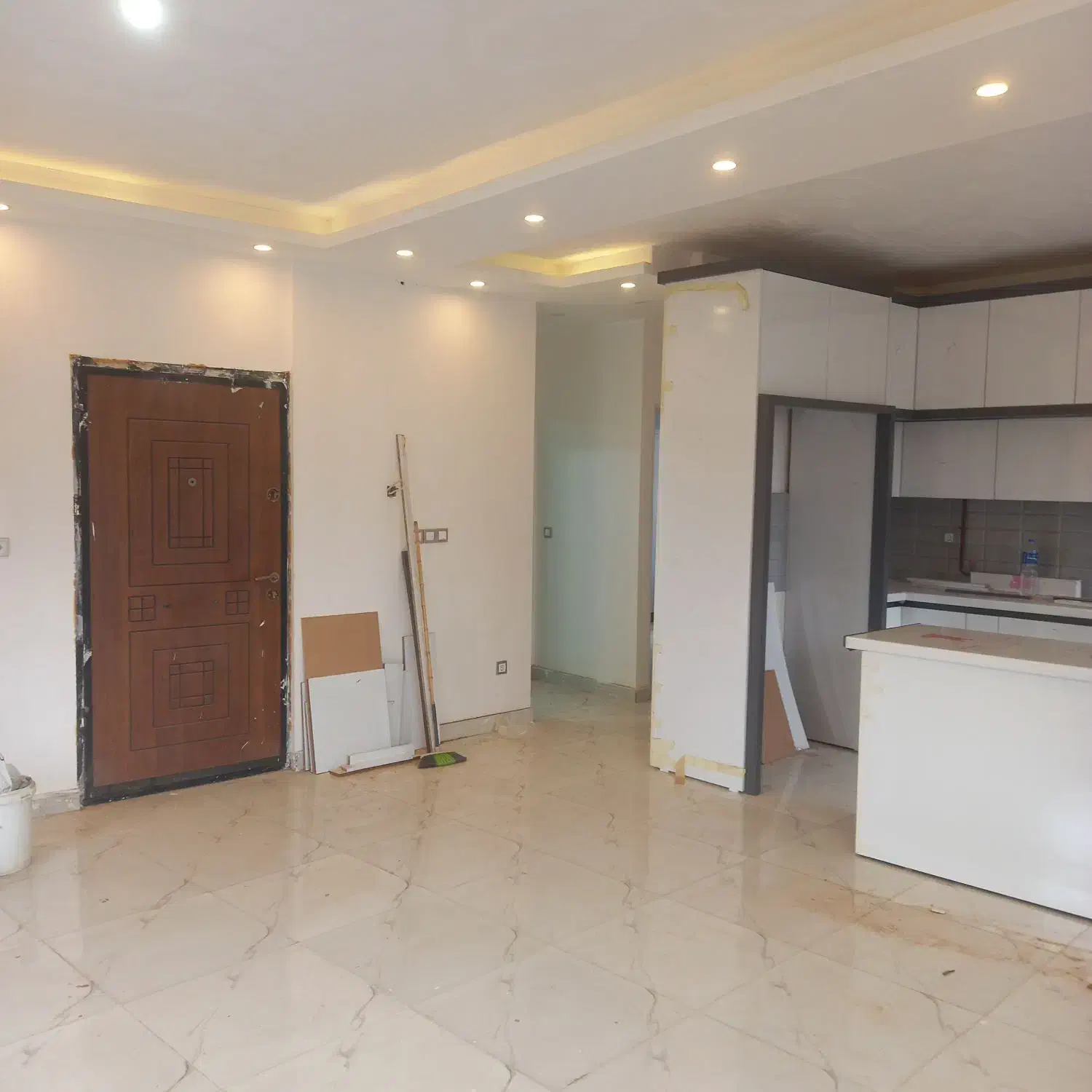 ۱۰۵ متری ولیعصر جنب حشمت توشیبا|فروش آپارتمان|رشت, منظریه|دیوار