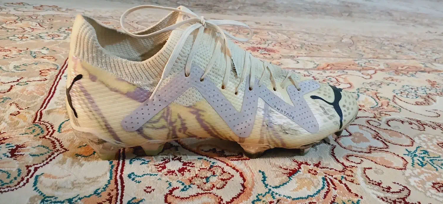 کفش فوتبالی|کیف، کفش، کمربند|مینودشت, |دیوار