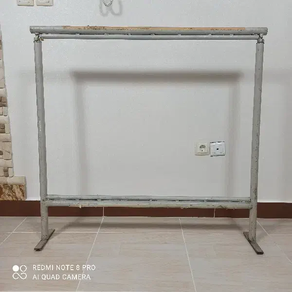 دار قالی|لوازم خیاطی و بافتنی|رشت, کوی مهر|دیوار