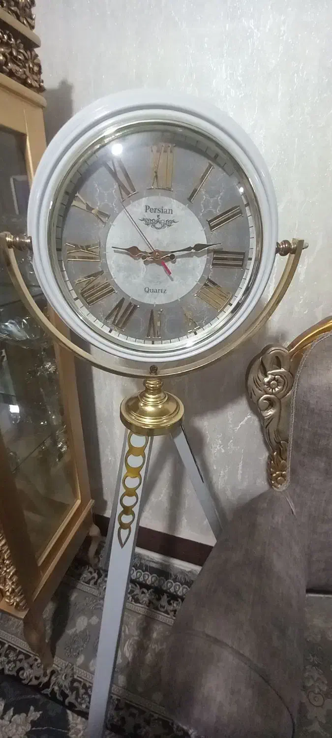 ساعت سالم|ساعت دیواری و تزئینی|تربت‌حیدریه, رباط سفلی|دیوار