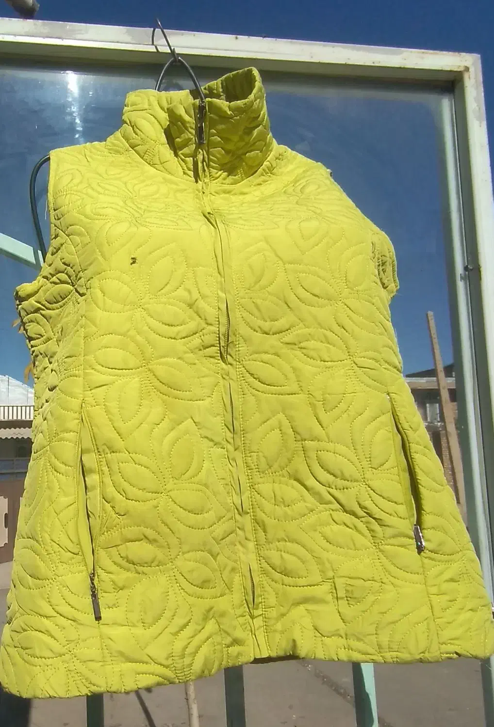 لباس|لباس|سنقر, |دیوار