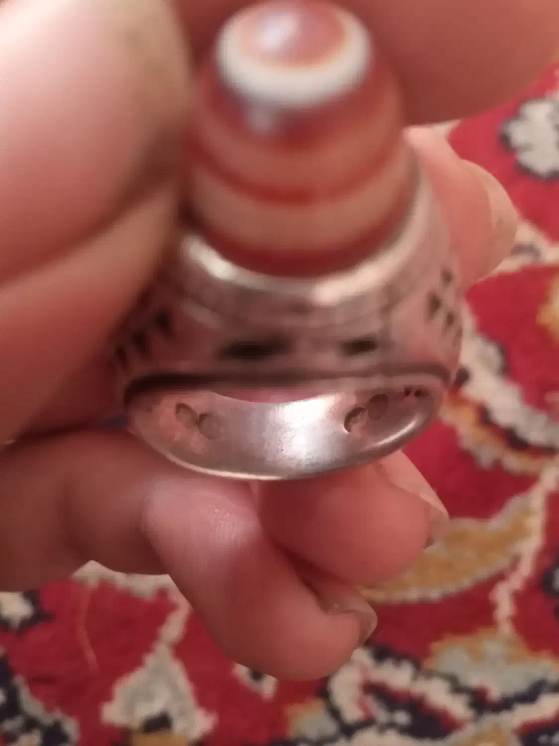 انگشتر باباقوری|کلکسیون اشیاء عتیقه|مبارکه, |دیوار