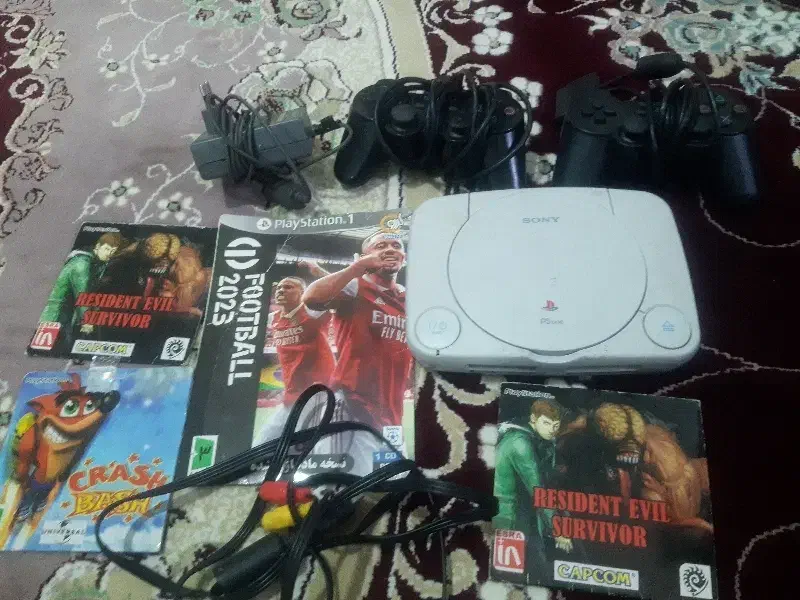 پلی استیشن|کنسول، بازی ویدئویی و آنلاین|القجر, |دیوار