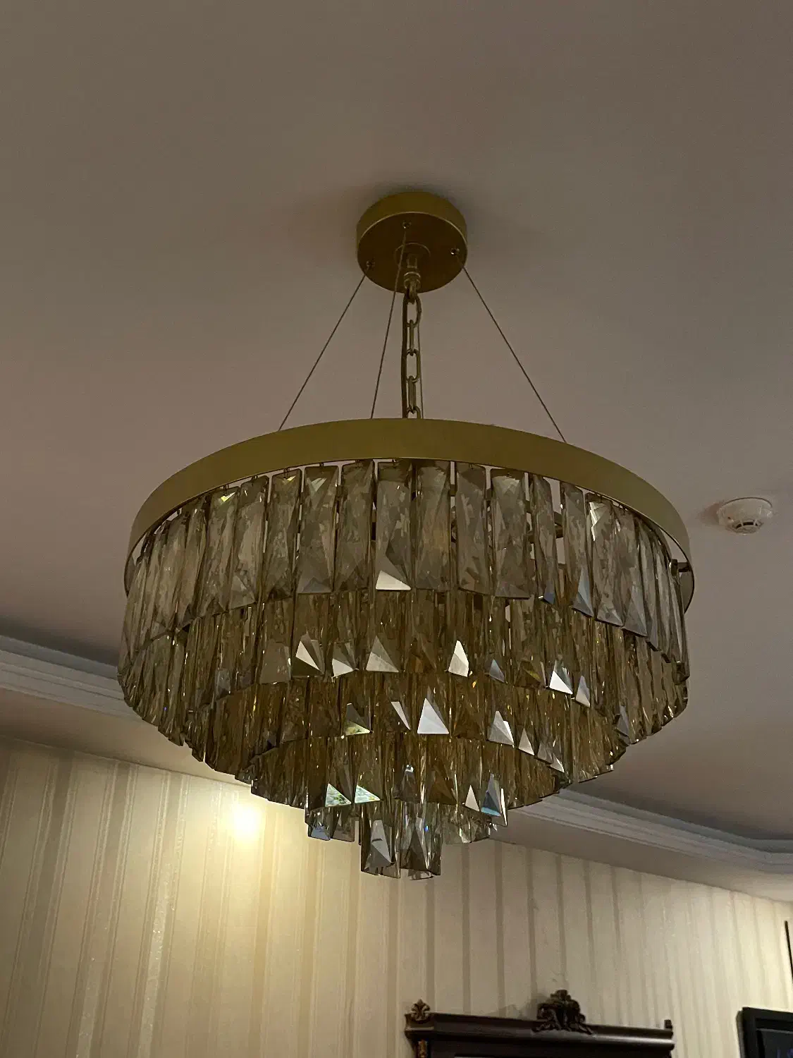 لوستر و کنار سالنی|لوستر و چراغ آویز|تهران, پردیسان|دیوار