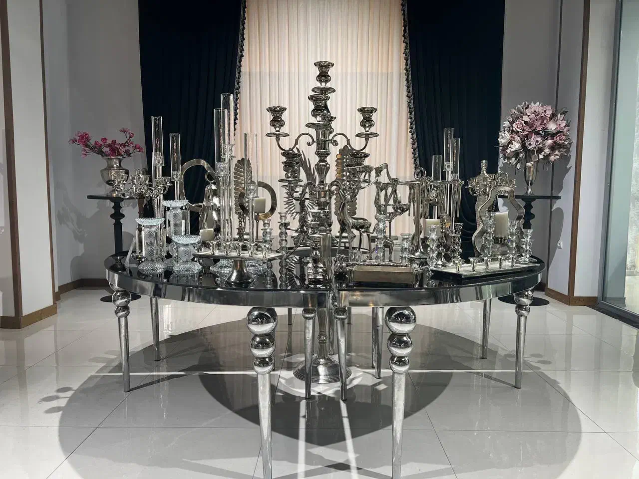 میزتالاری /فلزی/مدل سیار|عمده‌فروشی|رشت, آزادگان|دیوار