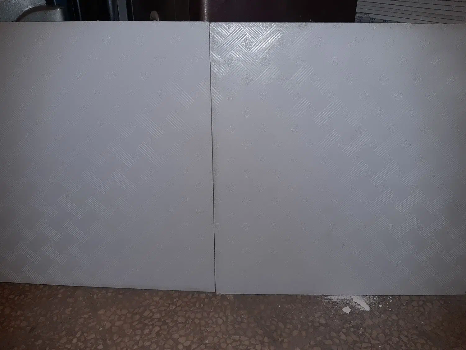 تایل گچی سقف کاذب|مصالح و تجهیزات ساختمان|قم, هفت تیر|دیوار