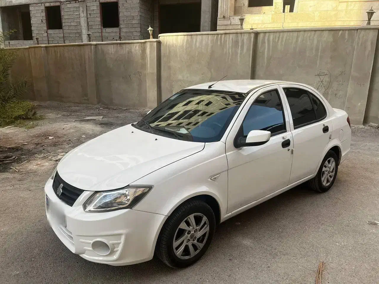 ساینا ۹۸ کارمندی|خودرو سواری و وانت|بندرعباس, |دیوار