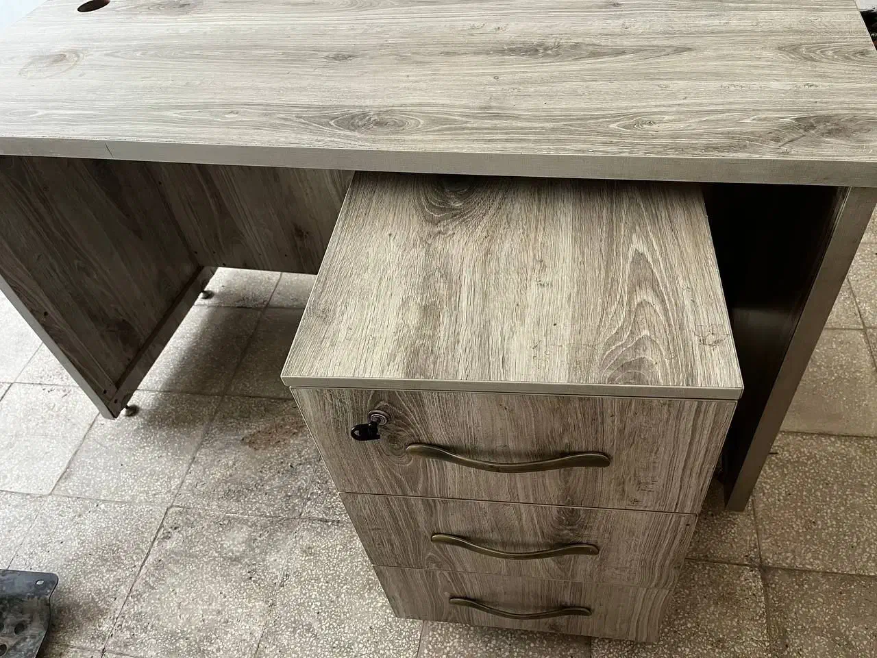 میز مدیریت|دفتر کار|سبزوار, شهرک اندیشه|دیوار