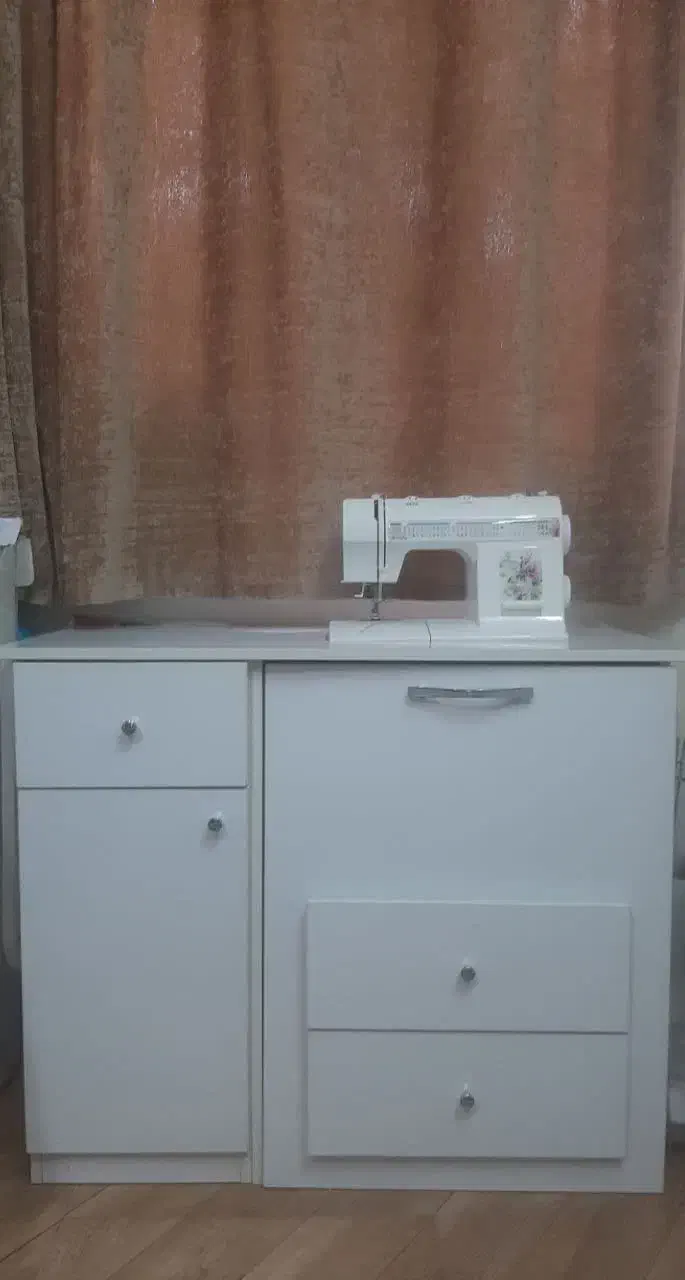 میز چرخ خیاطی|لوازم خیاطی و بافتنی|گنبد کاووس, |دیوار