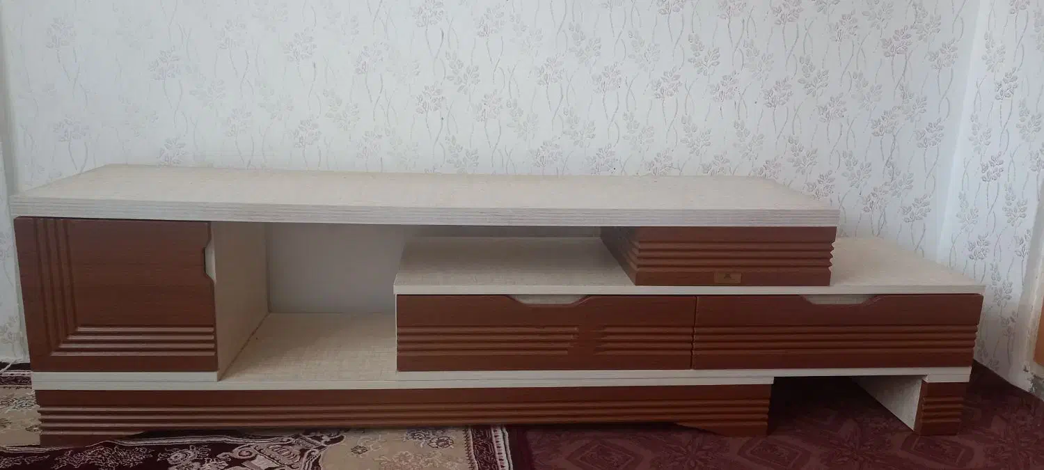 میز  تی‌وی|میز تلویزیون|اشتهارد, |دیوار