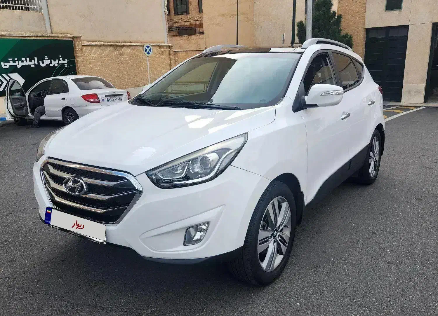 توسان ۲۰۱۴|خودرو سواری و وانت|تهران, شاهین|دیوار