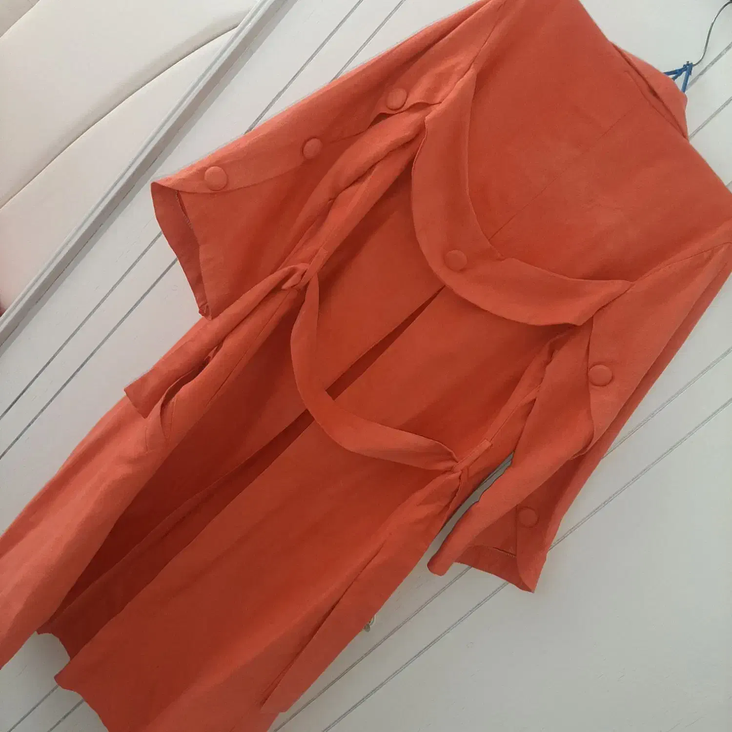 انواع مانتو و ۲ جفت کفش زنانه|لباس|کرمان, |دیوار