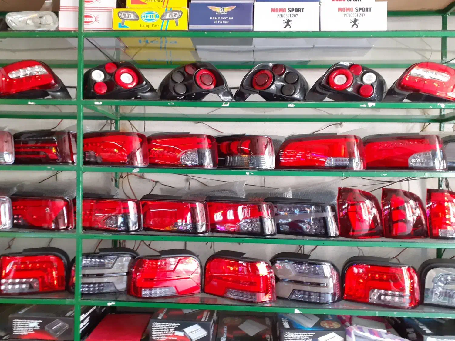 مانیتور سیستم صوتی چراغ جلو عقب اسپرت مانیتور|خدمات موتور و ماشین|قم, حنیف نژاد|دیوار