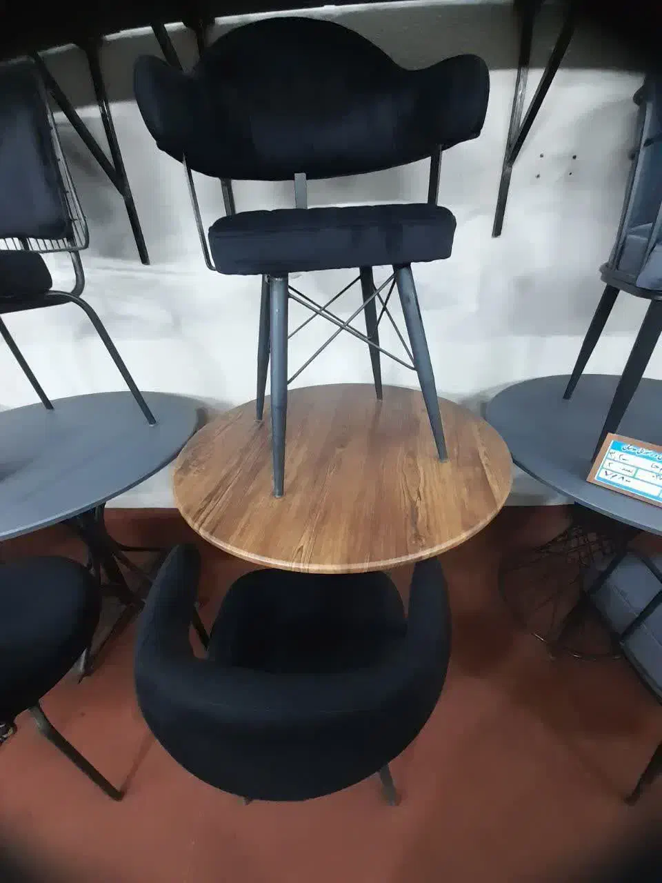 صندلی کارولین تشک مشکی کد ۹. مجموعه بزرگ دوستان|کافیشاپ و رستوران|حمیدیا, |دیوار