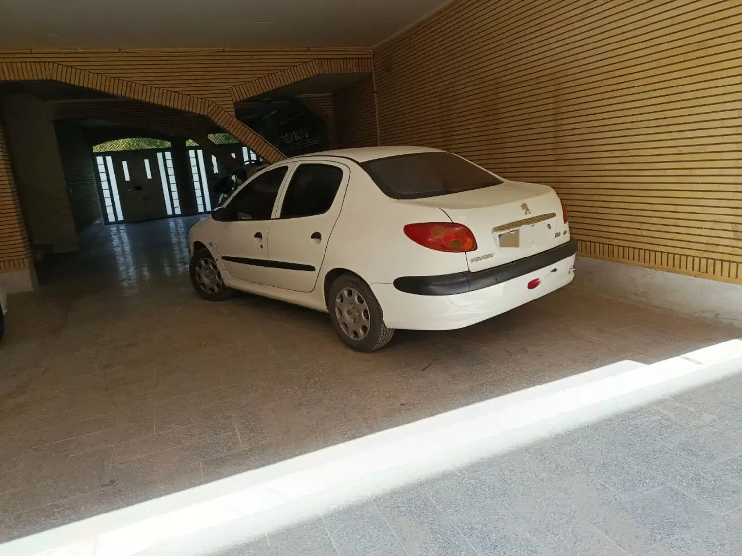 206 sd v8|خودرو سواری و وانت|قم, طلاب غیر ایرانی|دیوار