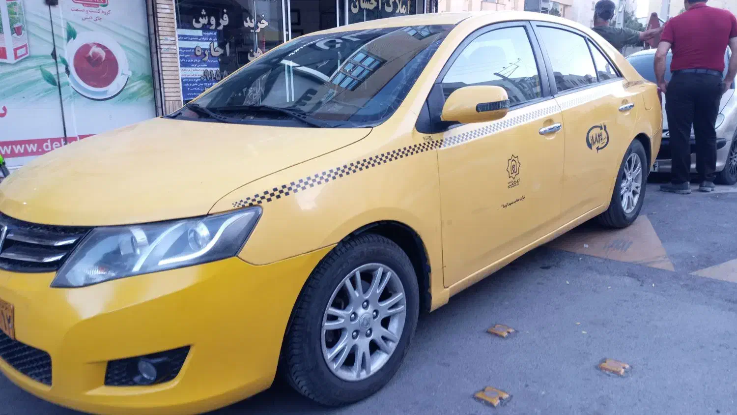 تاکسی آریو مدل 96|خودرو سواری و وانت|مشهد, الهیه|دیوار
