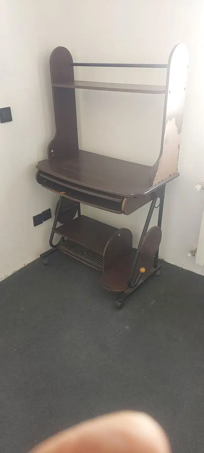 میز کامپیتور|میز تحریر و کامپیوتر|گلبهار, شهر جدید گلبهار|دیوار