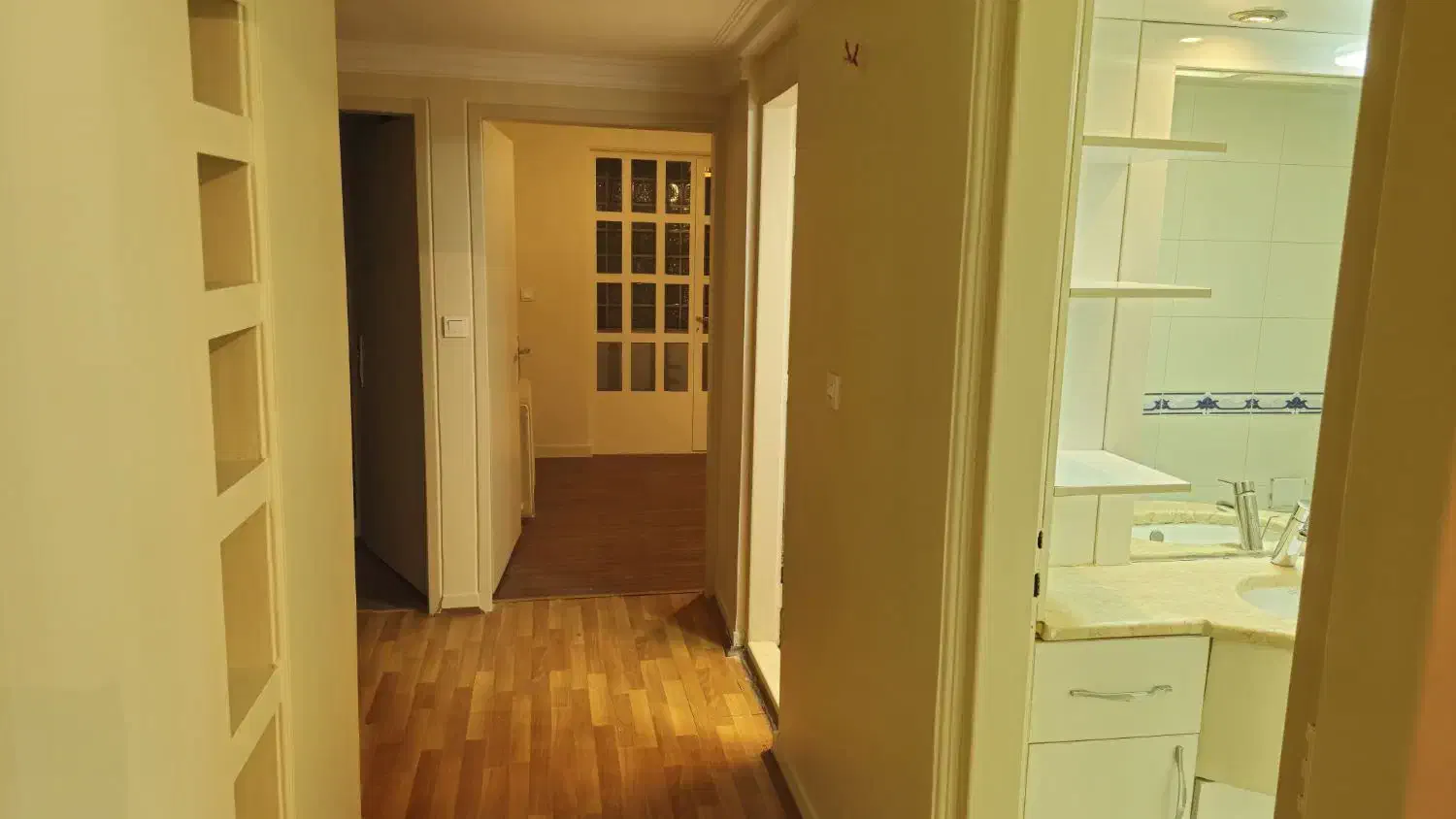 سئول ۱۲۵ متر ۳ خوابه کم واحد