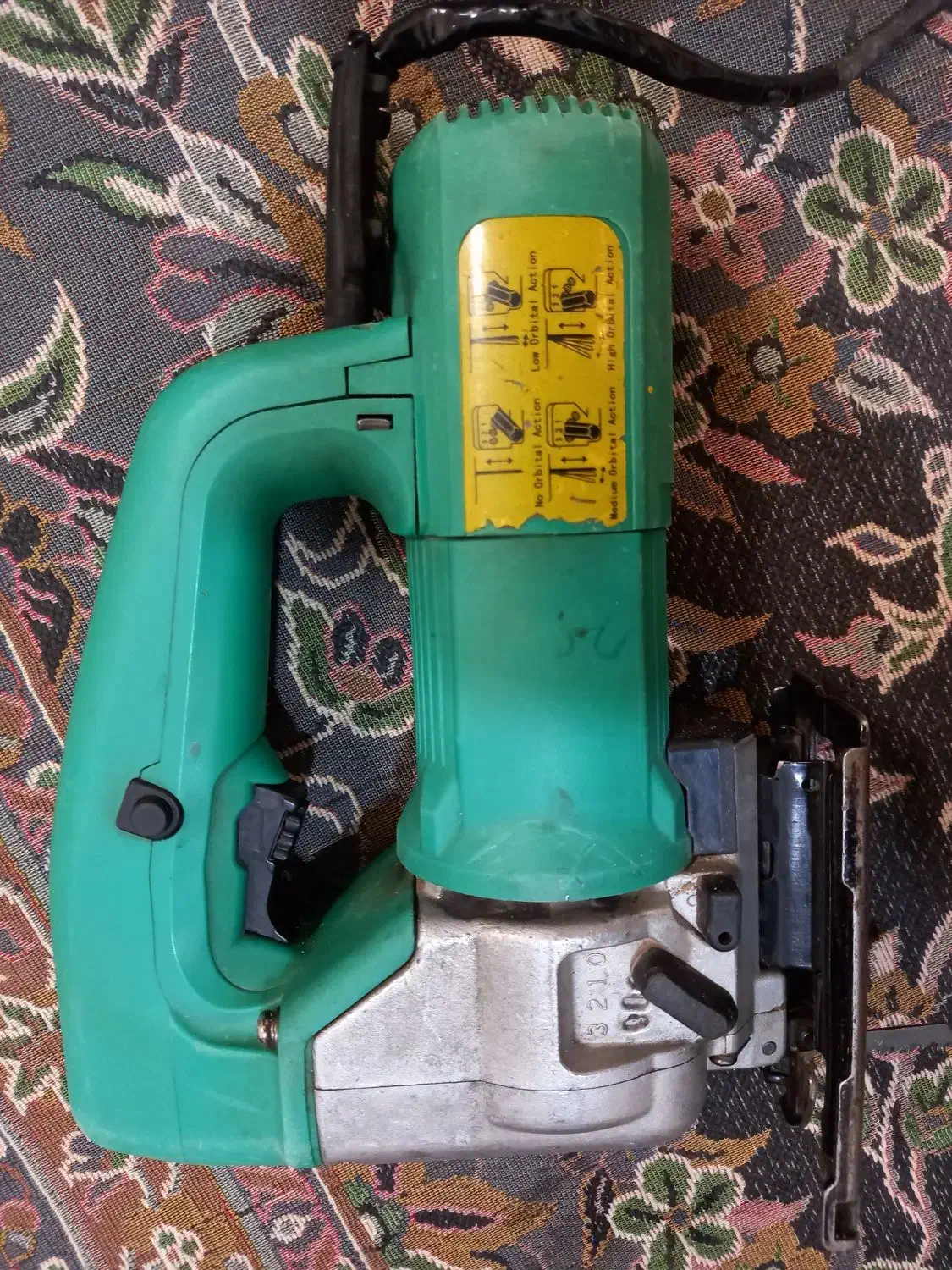 اره عمود بر|ابزارآلات|قدس, شهرقدس|دیوار