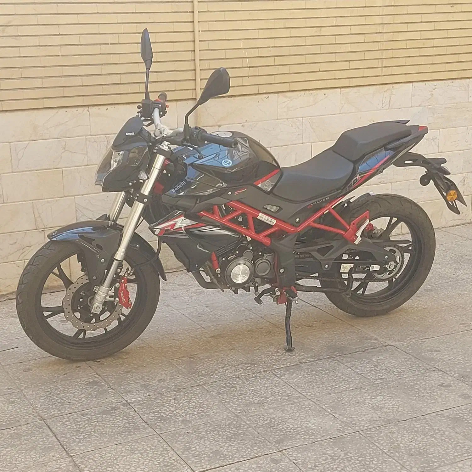 بنلی ۱۵۰ نیوفیس ۱۴۰۳|موتورسیکلت|قم, شهرک قدس|دیوار