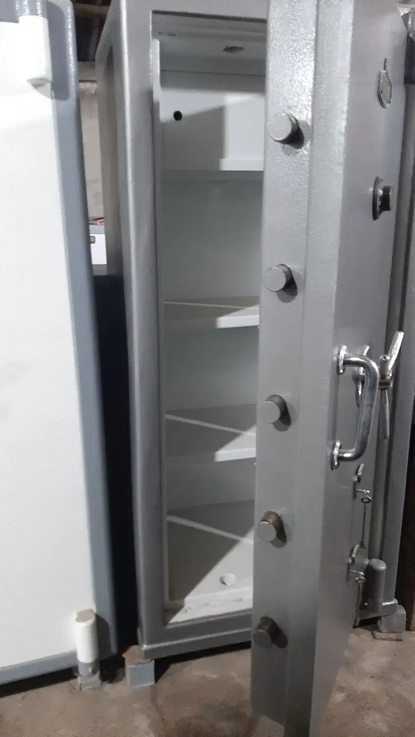 گاوصندوق خرم ۲۰۰۰ گاو صندوق ۱۸۵ آلیاژی خرم|ابزارآلات|چهاردانگه (تهران), |دیوار