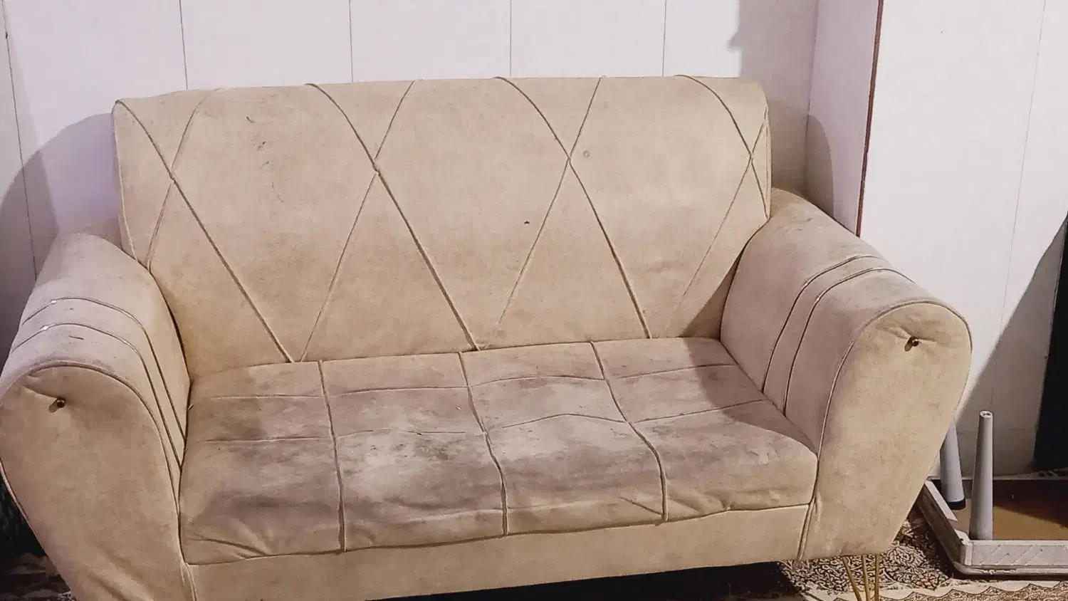 مبل ۷ نفره فروش فوری|مبلمان خانگی و میز عسلی|قم, آذر (نکویی)|دیوار